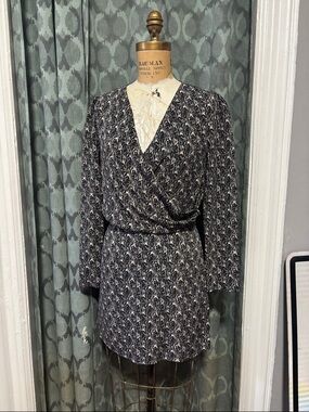 Vanessa Bruno Black and White Printed Long-Sleeve Wrap Dress